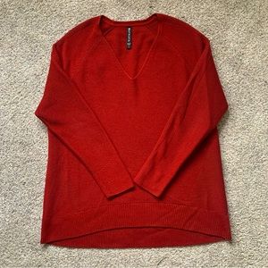 Athleta En Route Merino Wool V-neck Sweater (Red)
